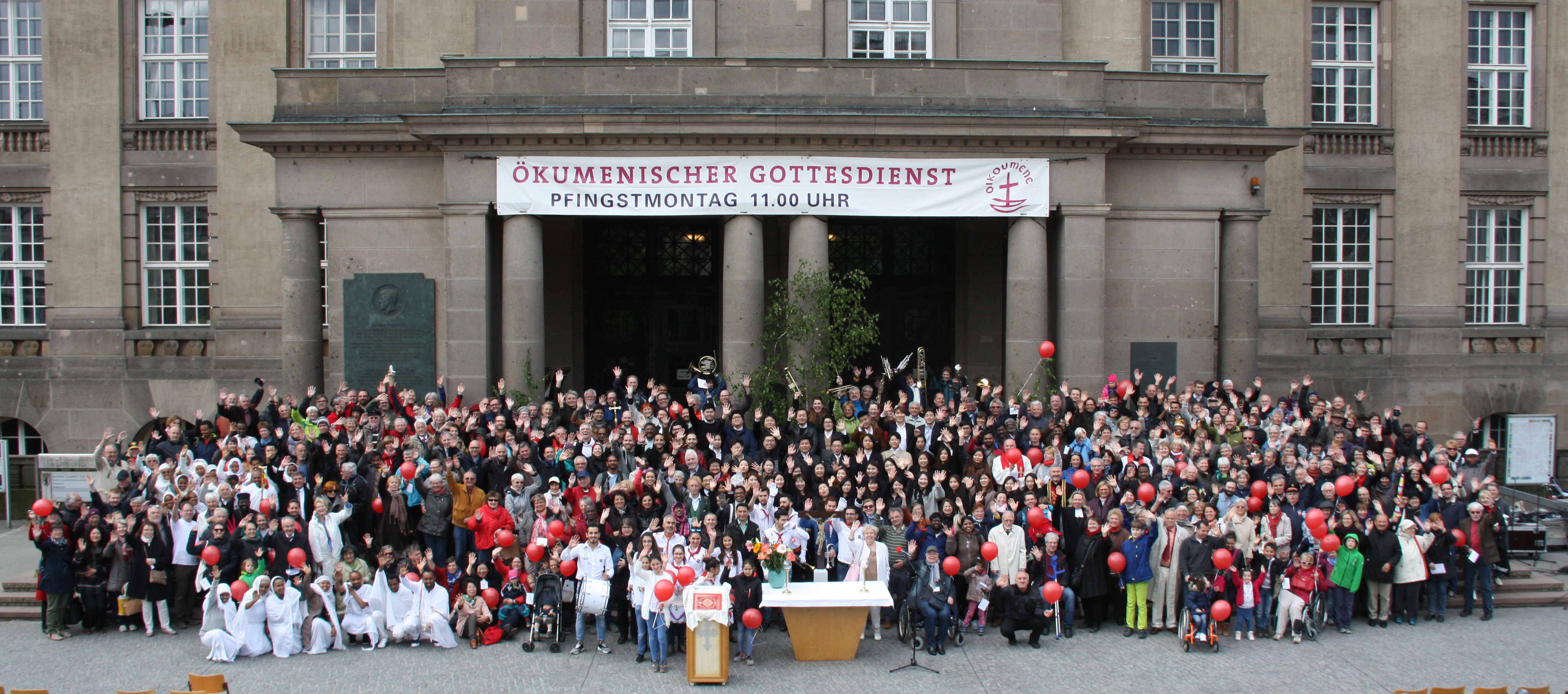 Haltestelle Gott Dorfkirche